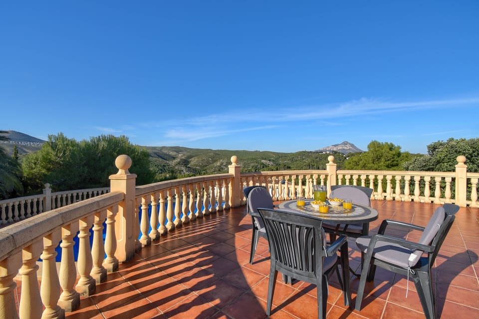 Outdoor dining area