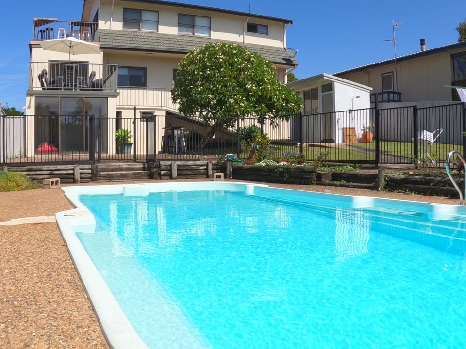 Swimming pool for the whole family to enjoy.