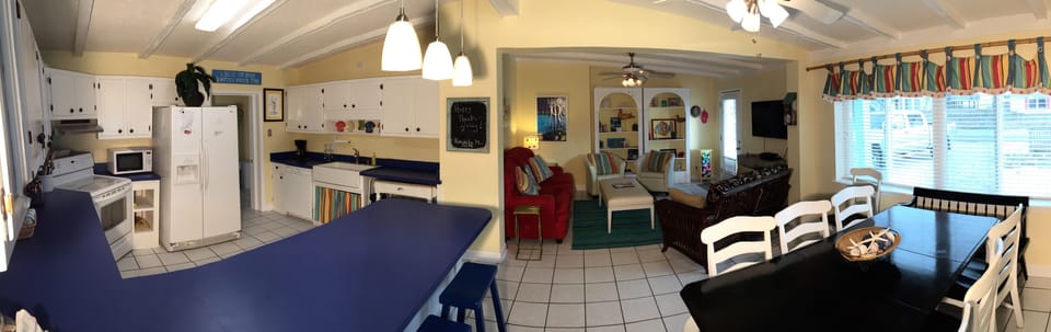 Pano of main living area