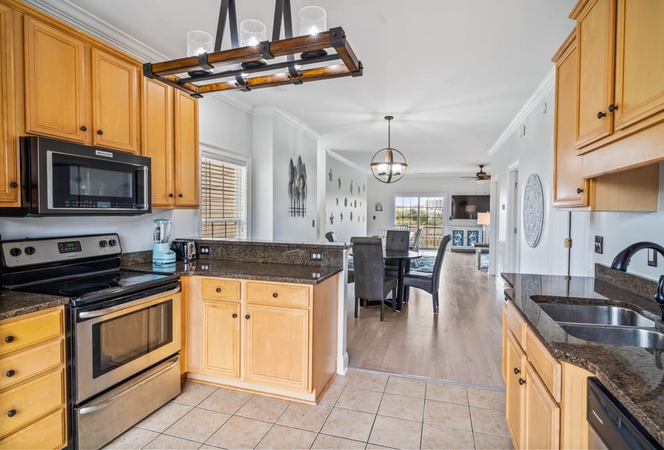 fully equipped kitchen