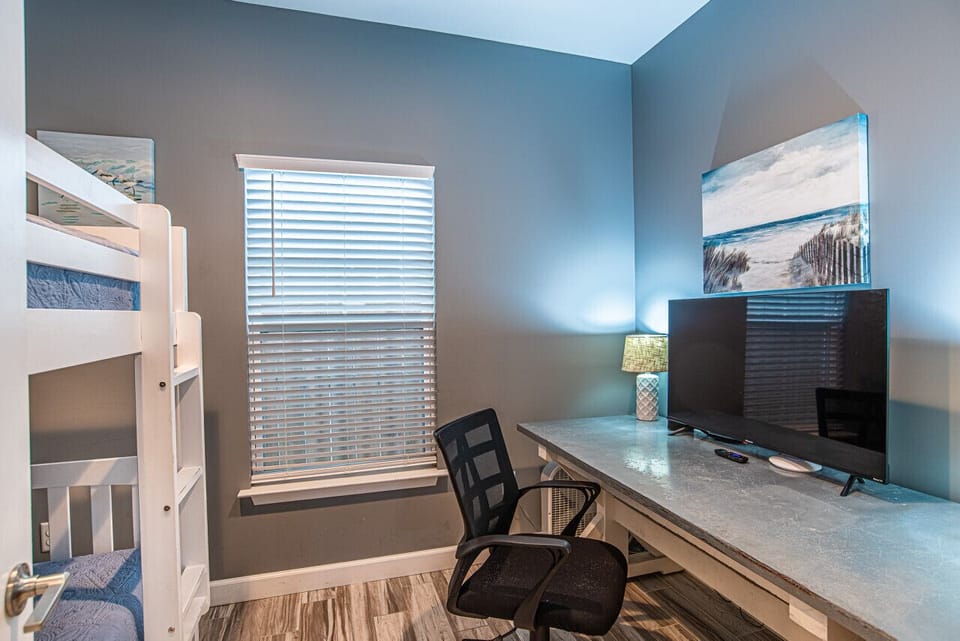 Bunk Room | Office