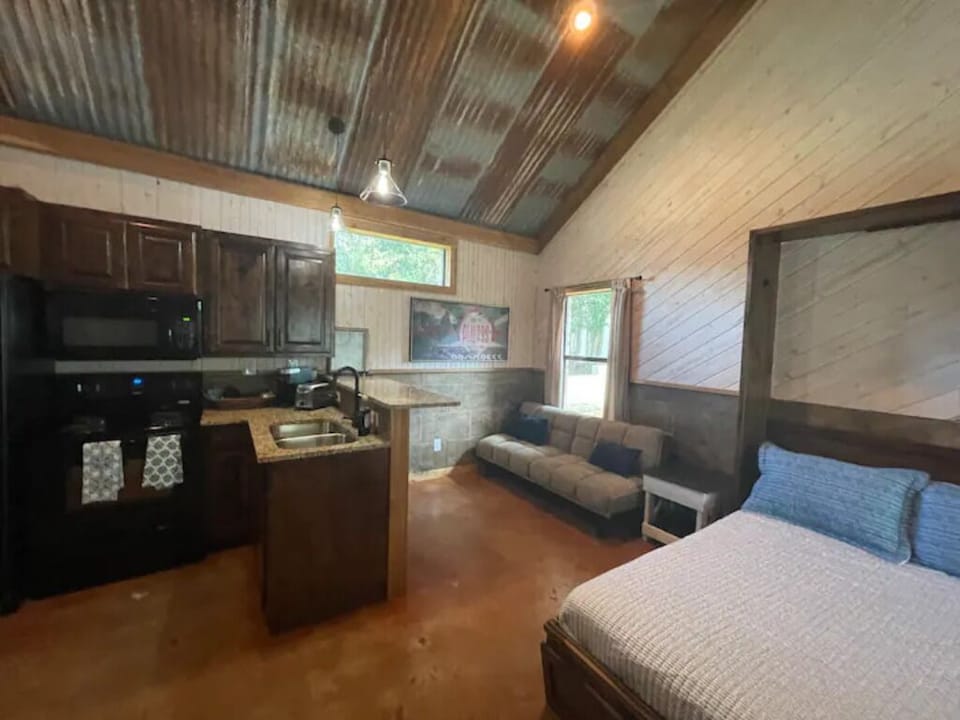 abac170e-22ec-48e8-8ed0-9aeaac7d5020