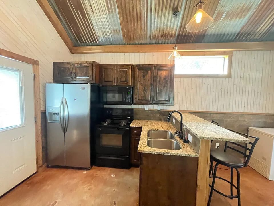 b1bfc178-a9f9-4df1-a8bf-4ad2d2477b91