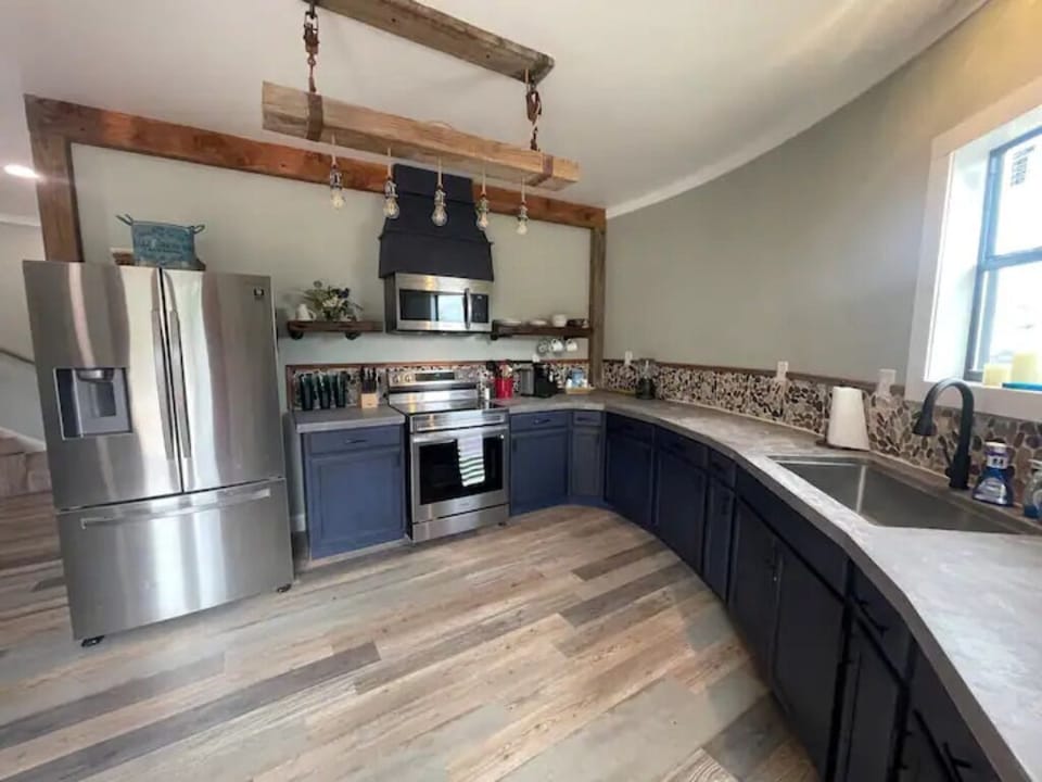 c0cbe5b4-9eb9-4648-8715-2f9a6890d9f5