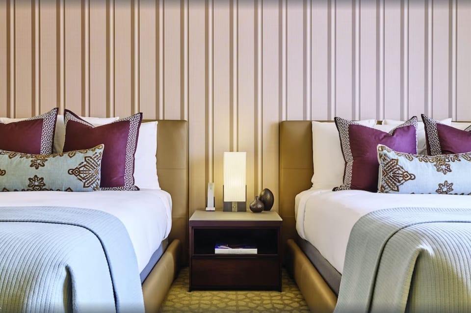 Three Bedroom Unit: 2 Queen Bedroom