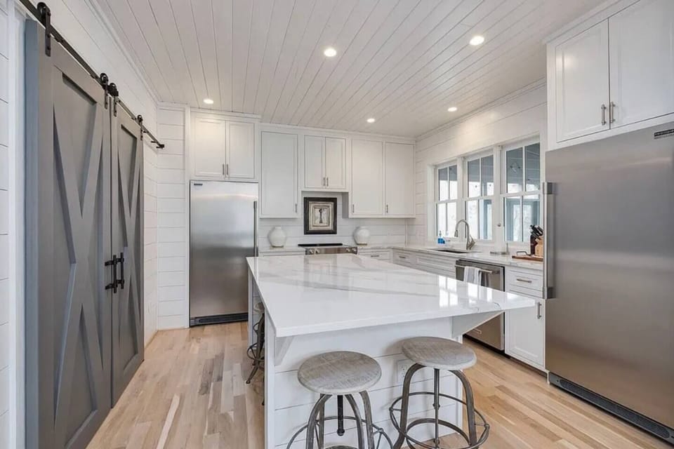 Spacious kitchen