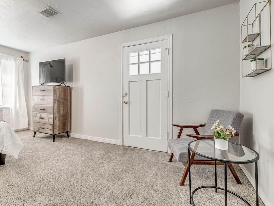 Bedroom 1- Backyard access