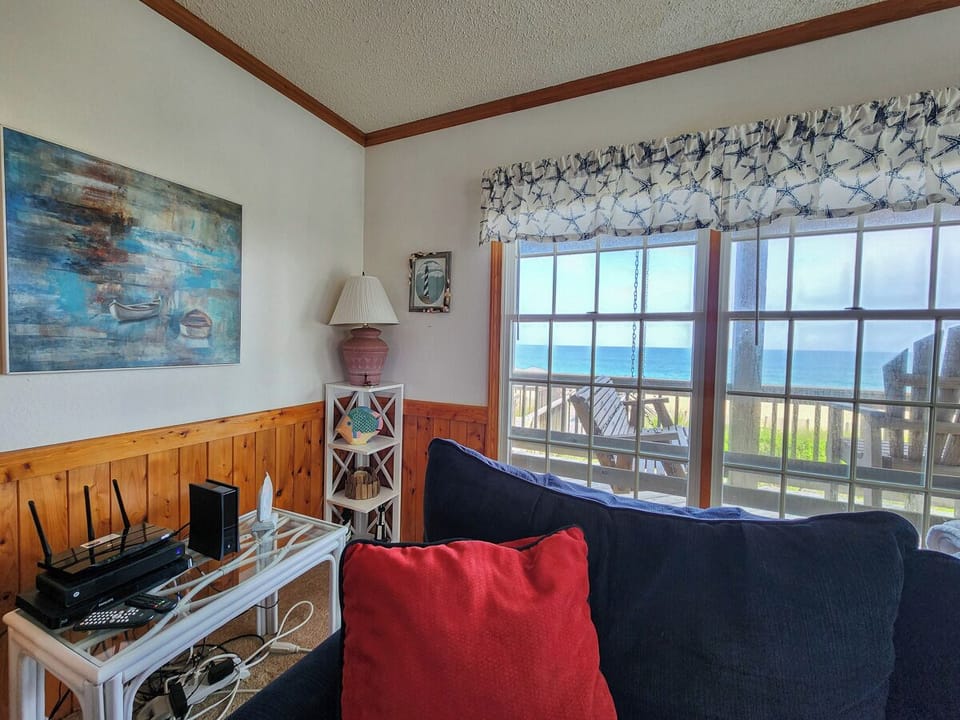 Living Room 2023