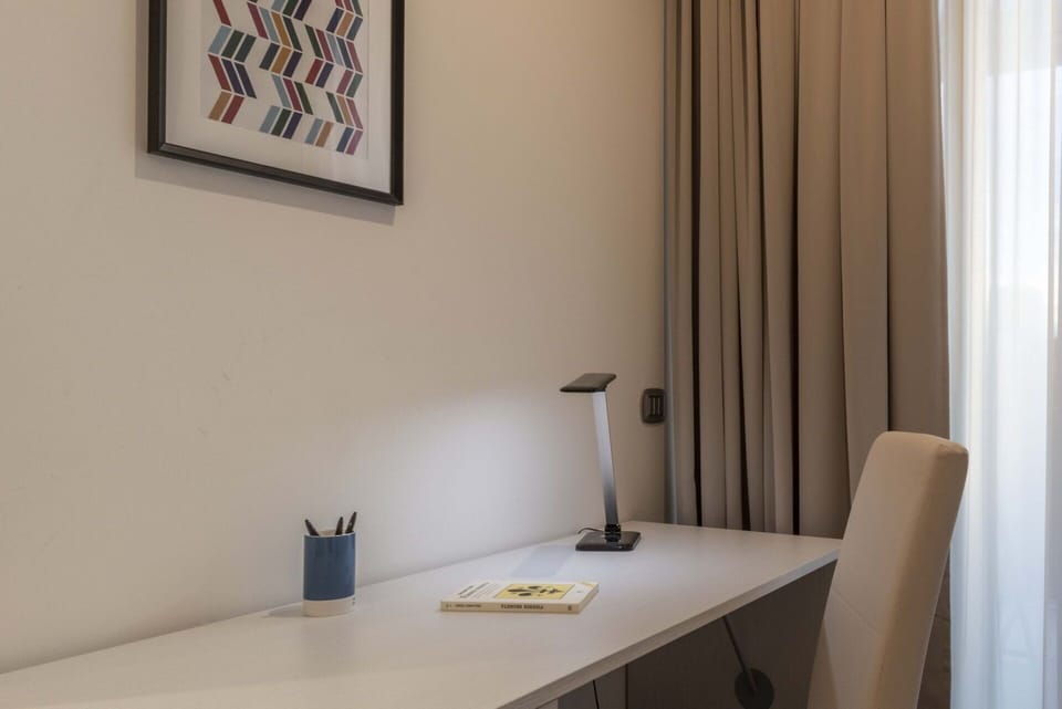 Amenities, Bedroom