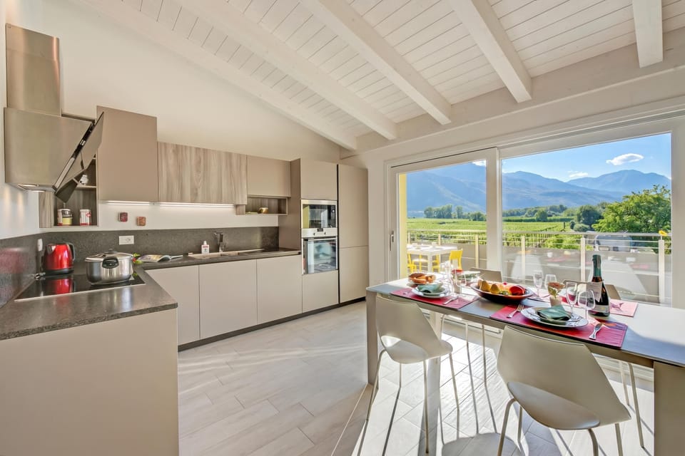 Kitchen and dining area