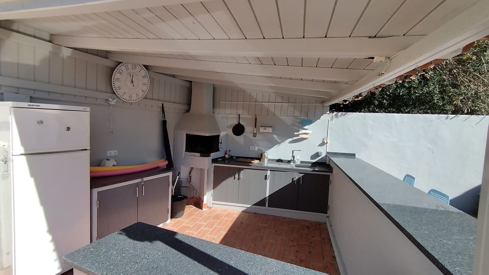 Fantastically equipped BBQ Kitchen has fridge/freezer and great prep & storage