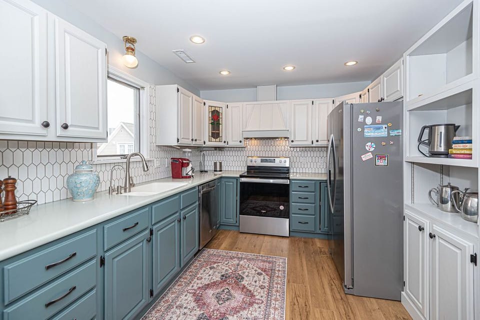 Arctic Ave House- Kitchen