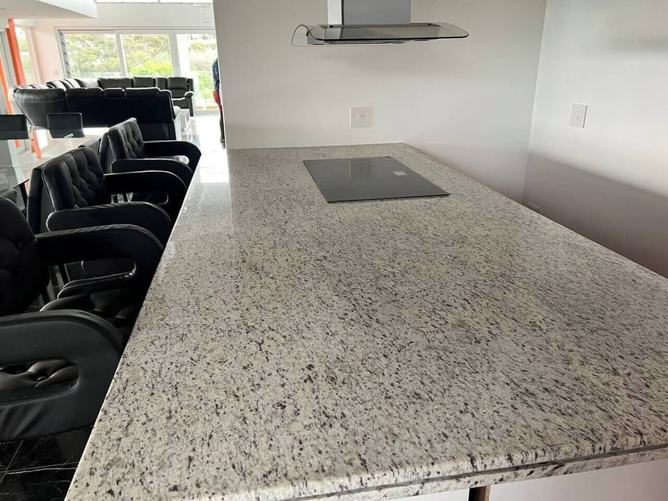 c3801b54-128e-4286-bb8e-d0b443c89bff