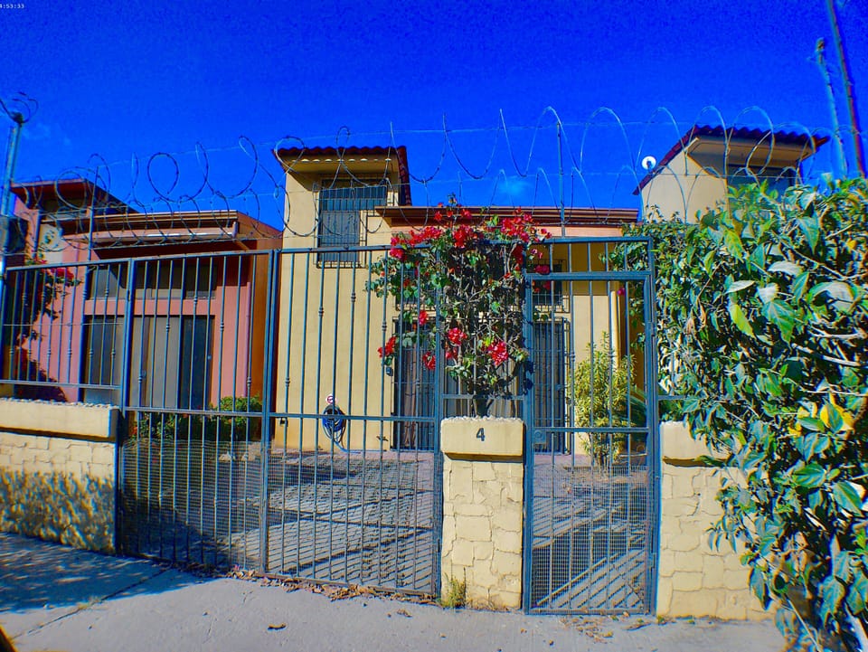 Front Gate, Street Access