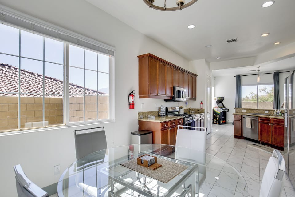 Kitchen | Dining Area | Cooking Basics