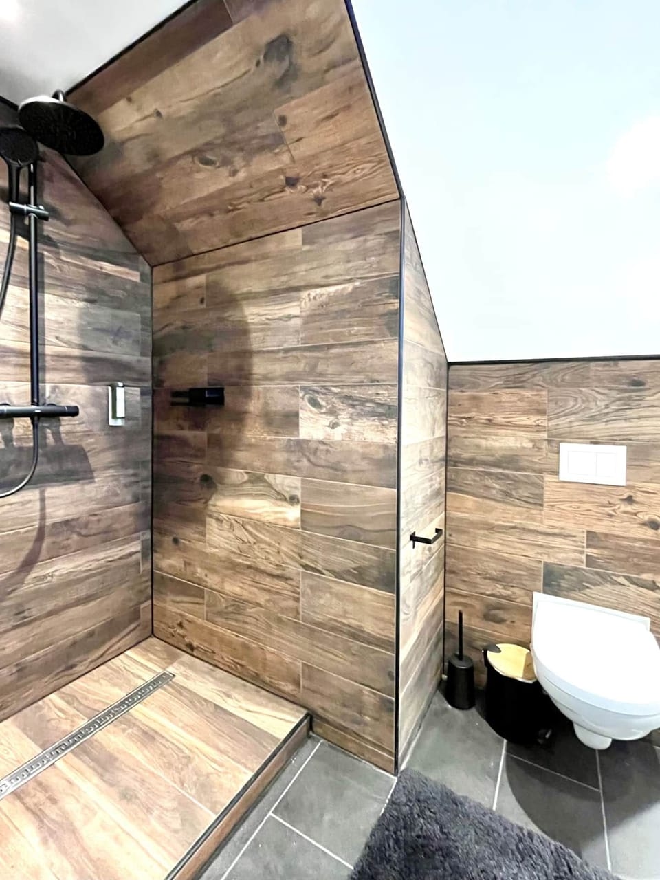 Bathroom with rain shower
