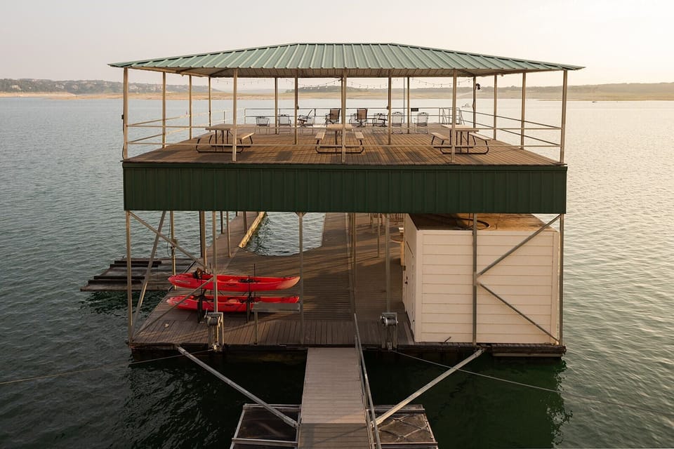 Dock