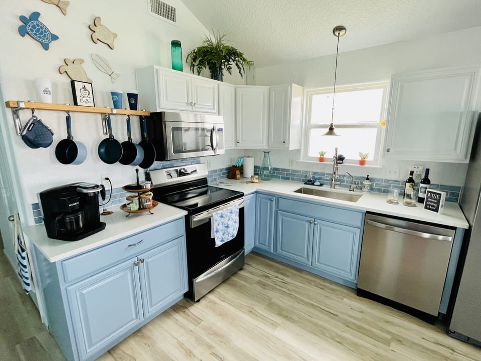 Kitchen and Coffee bar