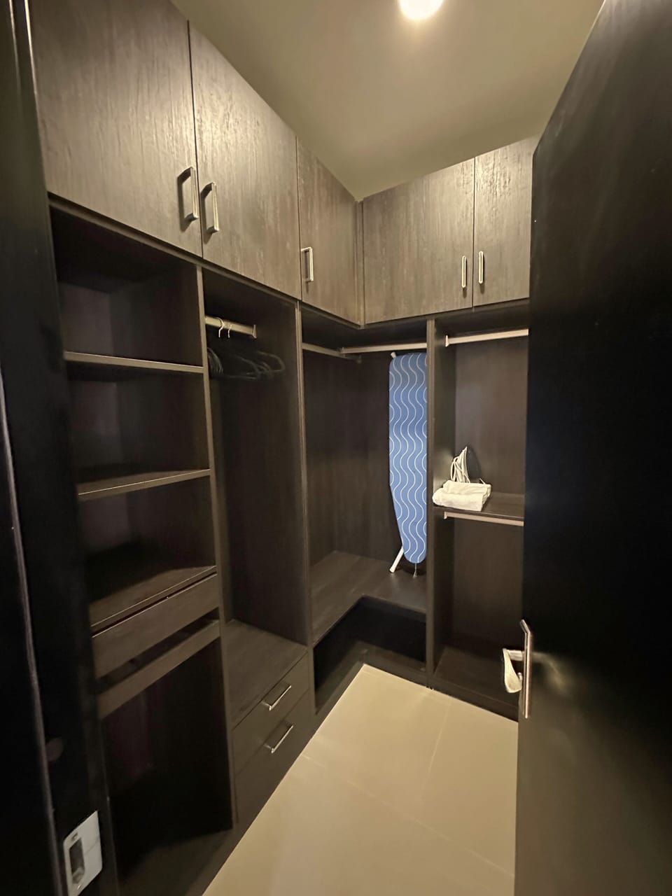Walk-in closet