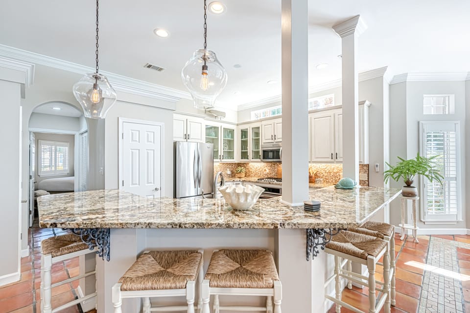 Kitchen Bar