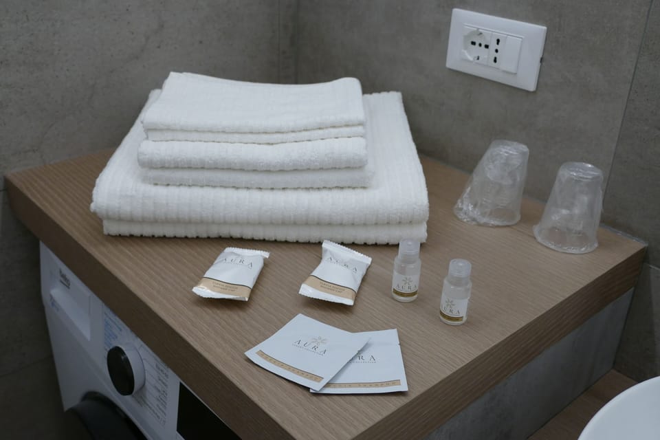 Bathroom amenities