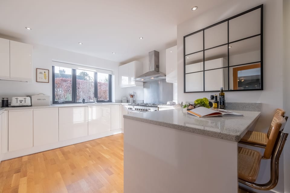 Ground floor: Kitchen