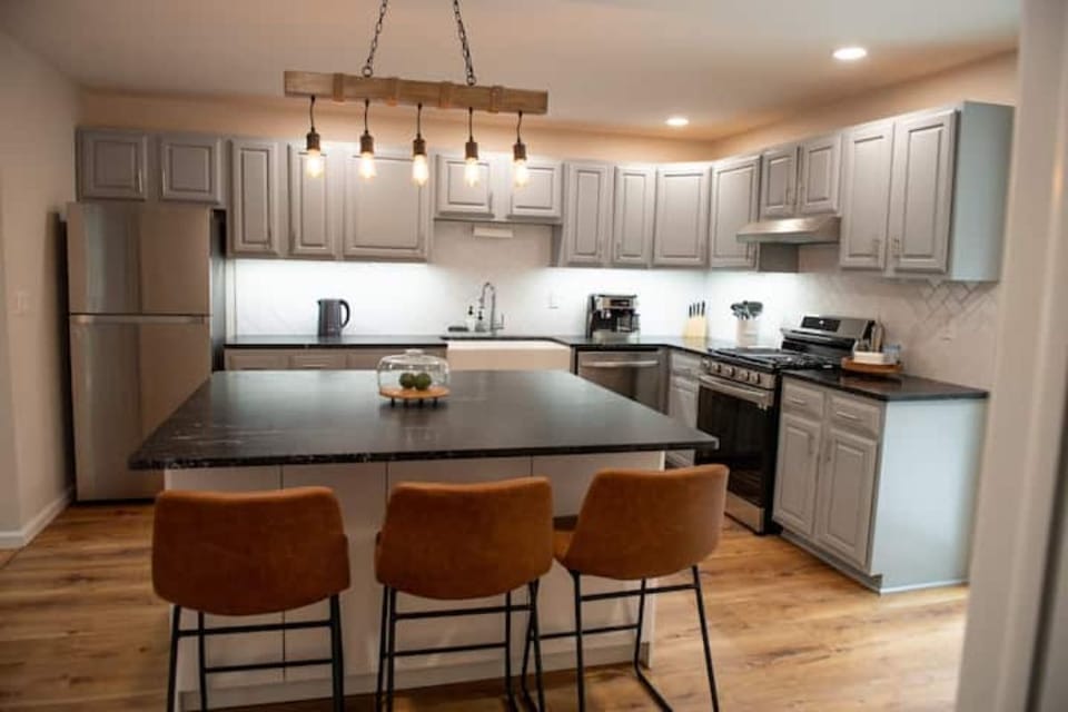 Fully Renovated Kitchen