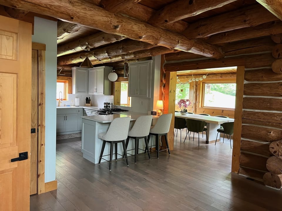 Loggerhead - Kitchen (1)