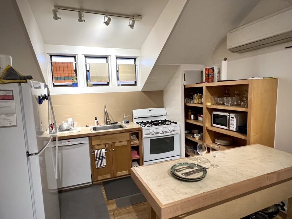 La Ventana Kitchen 