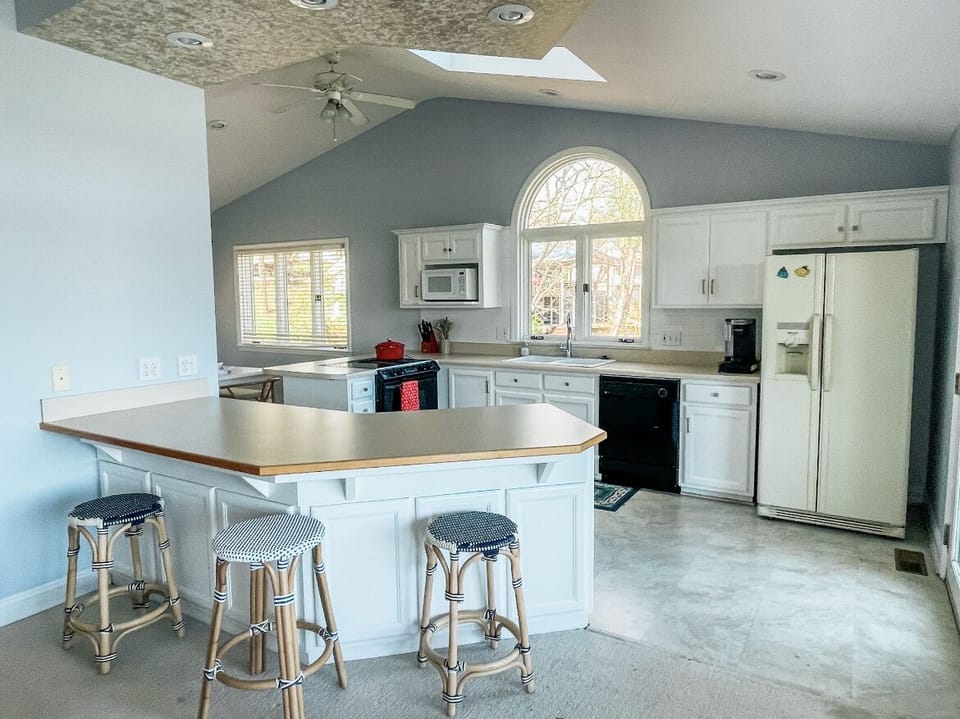 Main kitchen area
