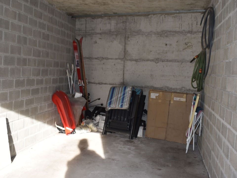 Sky, Cloud, Building, Window, Plant, Tree, Land Lot, House, Grass, Landscape