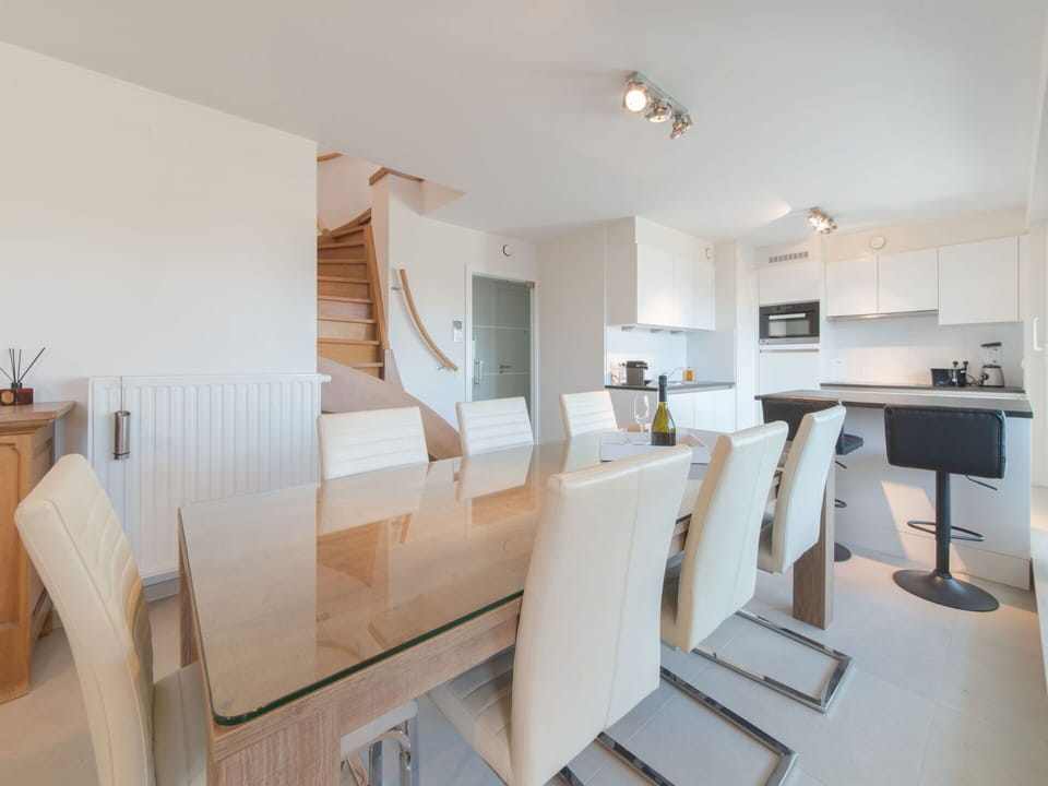 Building, Wood, Flooring, Floor, Comfort, House, Hardwood, Ceiling, Chair