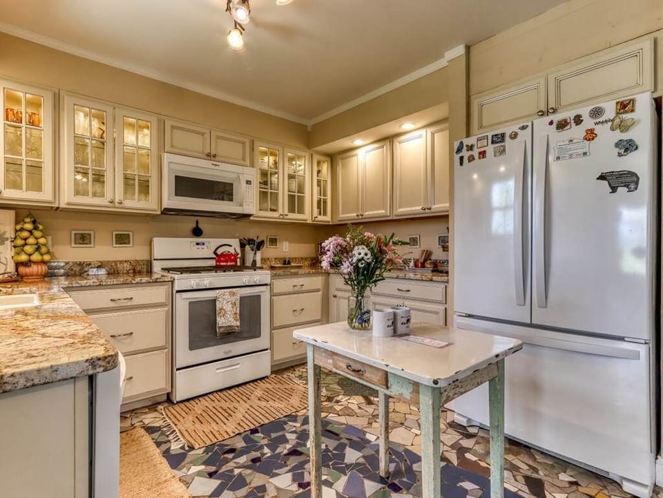 Kitchen Full View 2