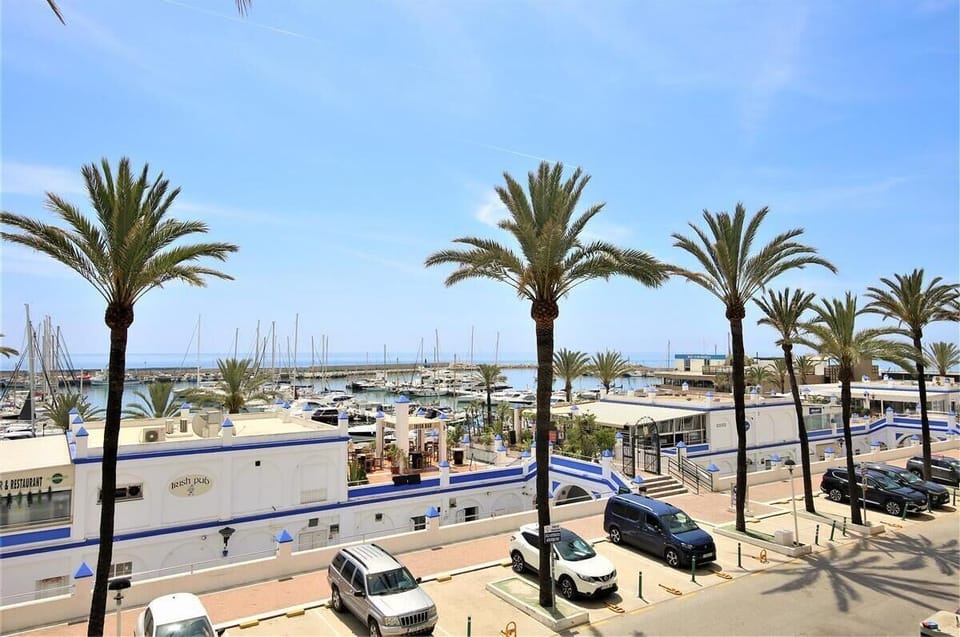 More sea views and views to the marina from this apartment