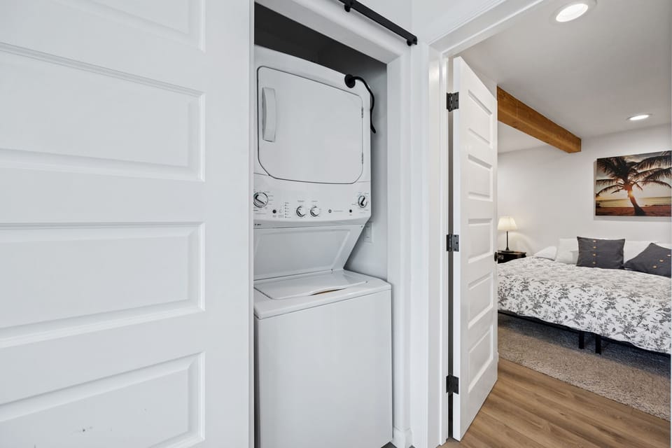 108MT -Washer and Dryer