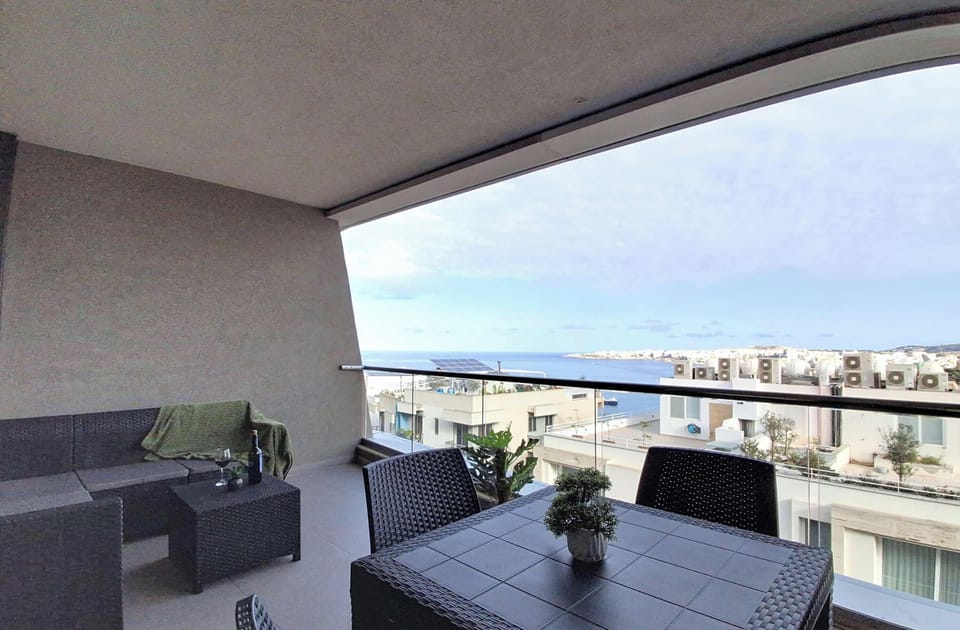 Balcony with Seaview