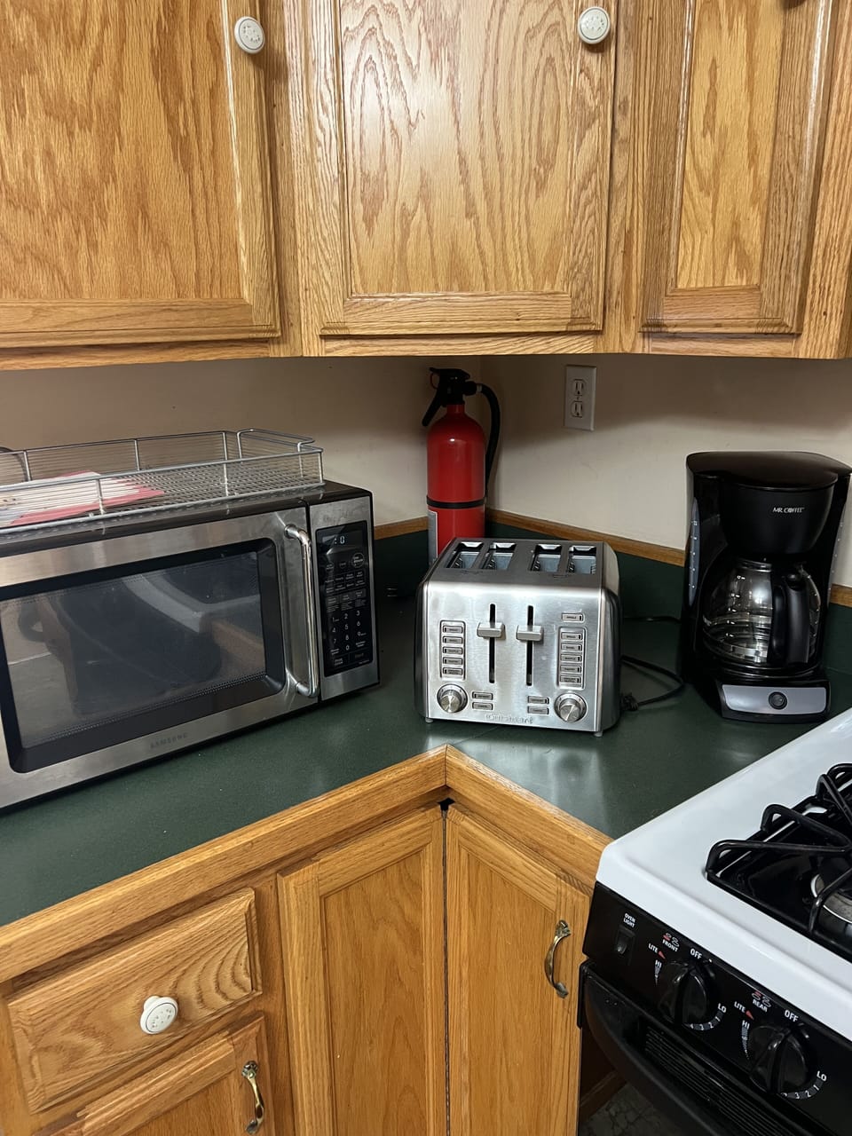 equipped with a gas range, fridge, coffee maker toaster microwave  etc.