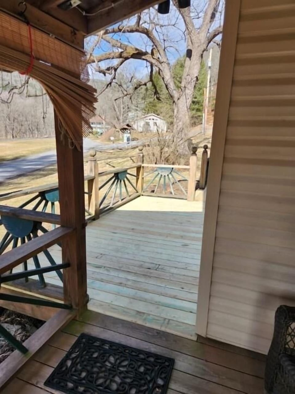 Embrace the rustic charm of our farmhouse-inspired patio in country-style decor.