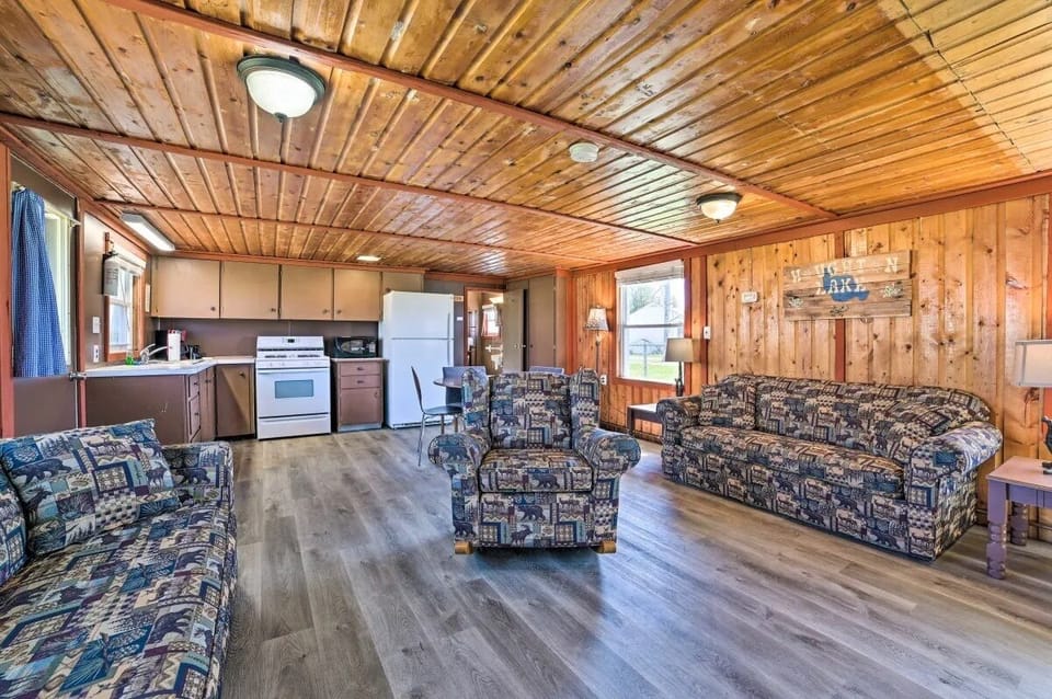 Both Sofas pull out for more sleeping 