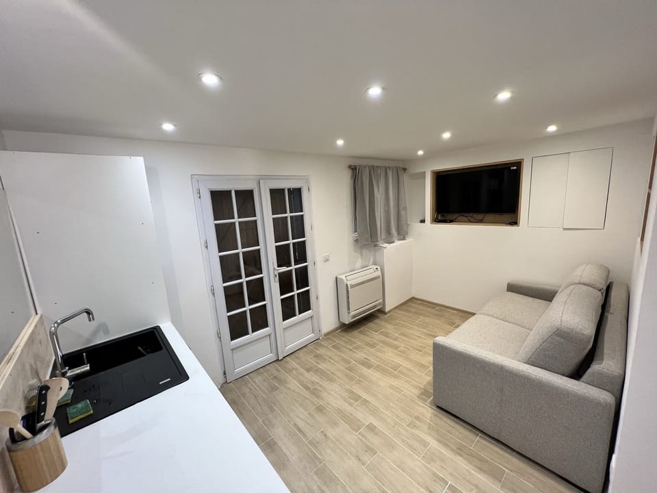 Salon cuisine vue opposee