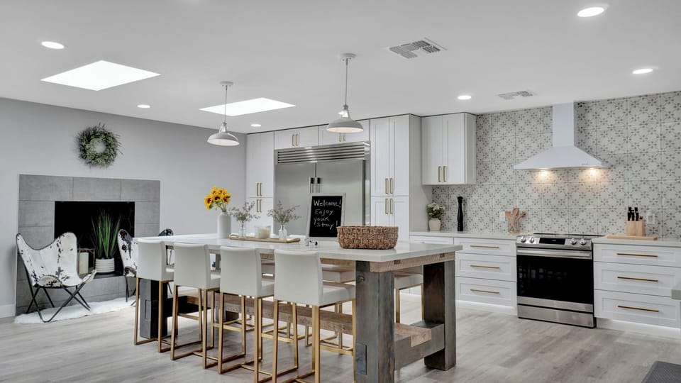 Beautiful gourmet kitchen. Fit for a 5 star chef!
