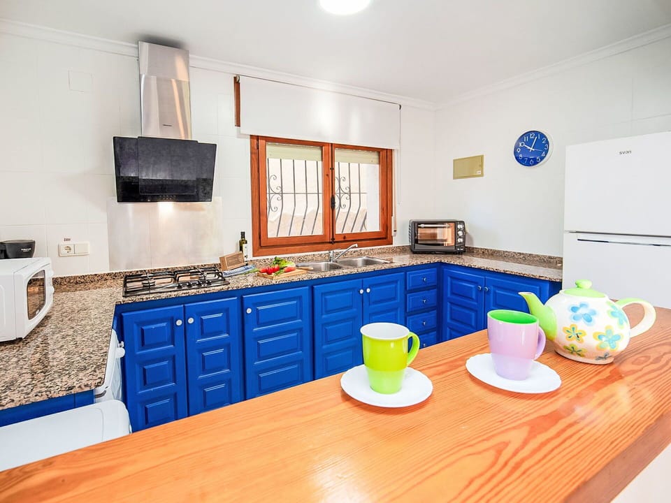 Interior Design, Major Appliance, Kitchen, Flooring, Furniture, Cabinetry, Room, Countertop, Kitchen Appliance, Floor