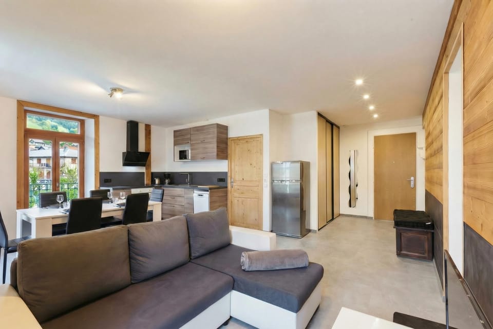 Living and dining room