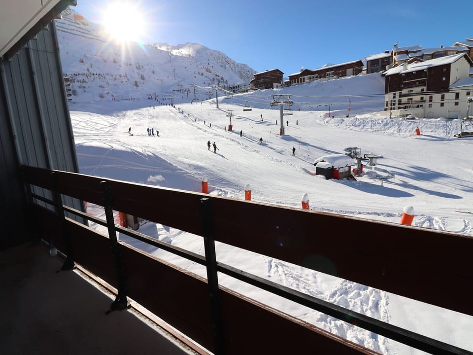 Snow and ski sports