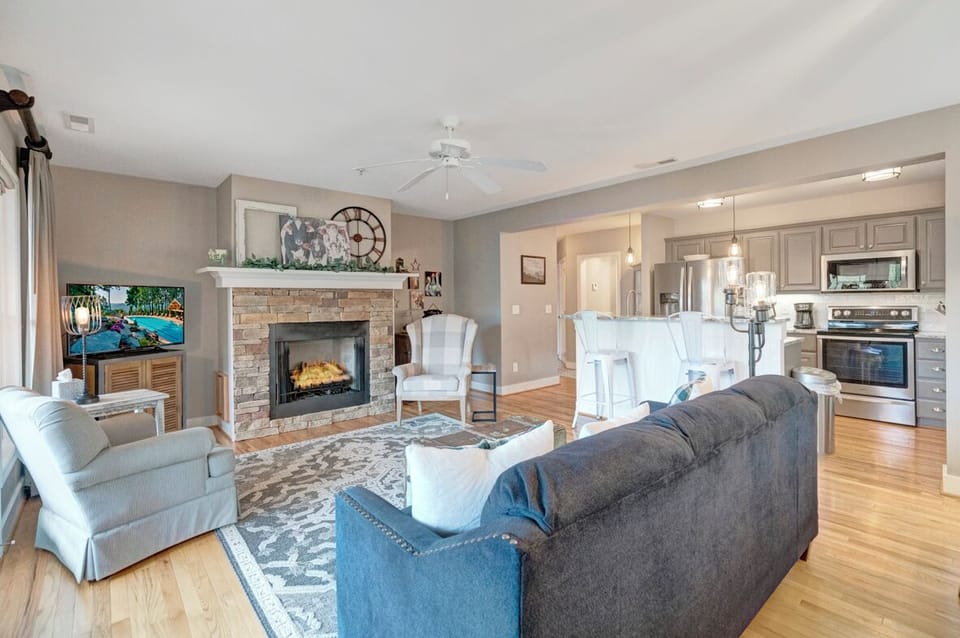 Living Room--- Cozy Fireplace and TV