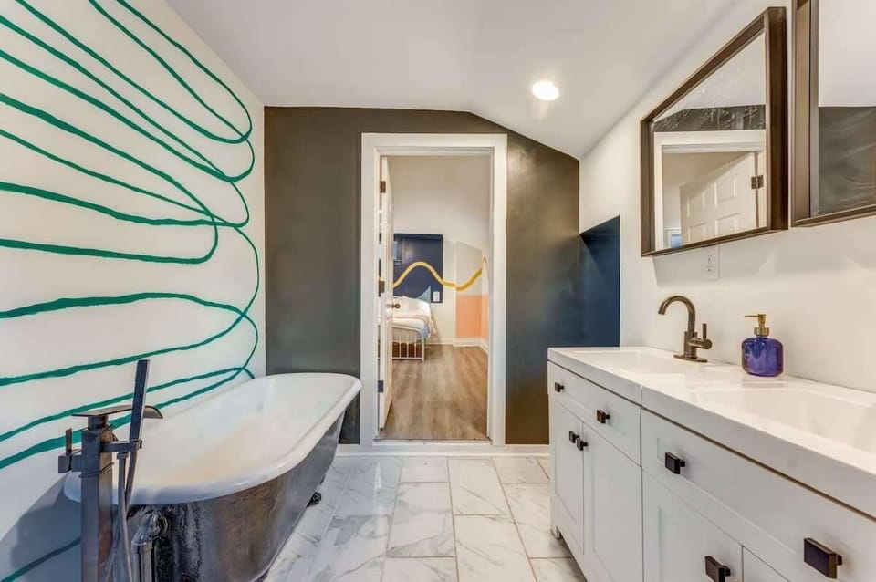 Clawfoot Soaking Tub