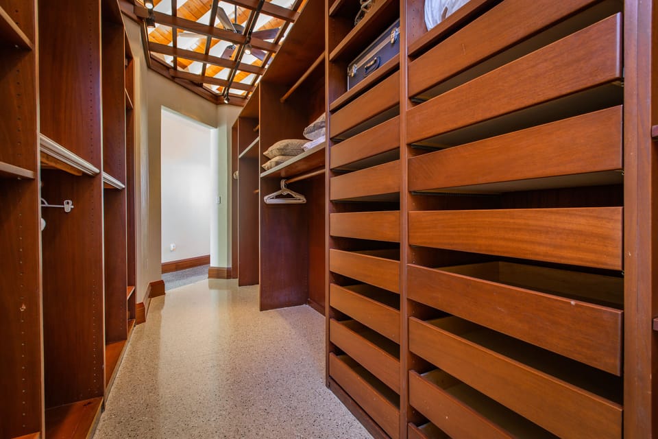 Walk through closet