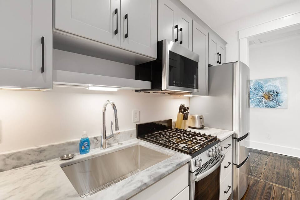 Full Kitchen (shared but optional) (1)