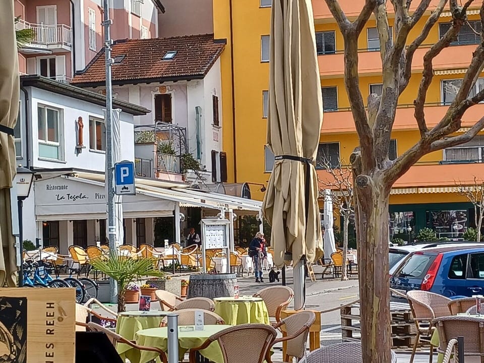 Building, Window, Furniture, Chair, Plant, Table, Wheel, Urban Design, House, Neighbourhood