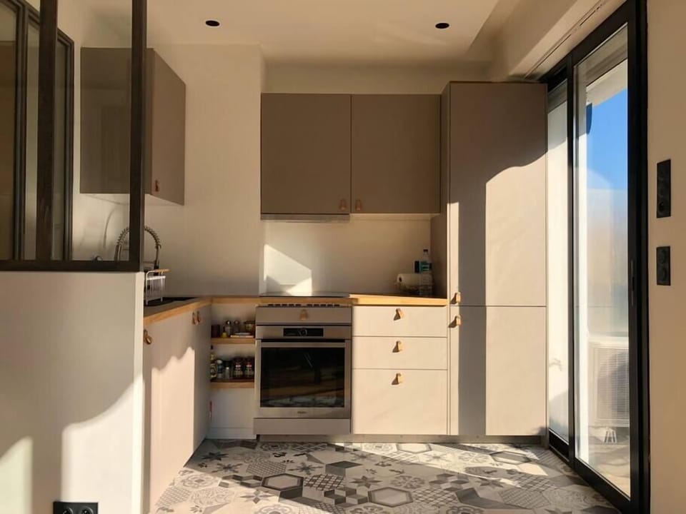 Fully equipped kitchen